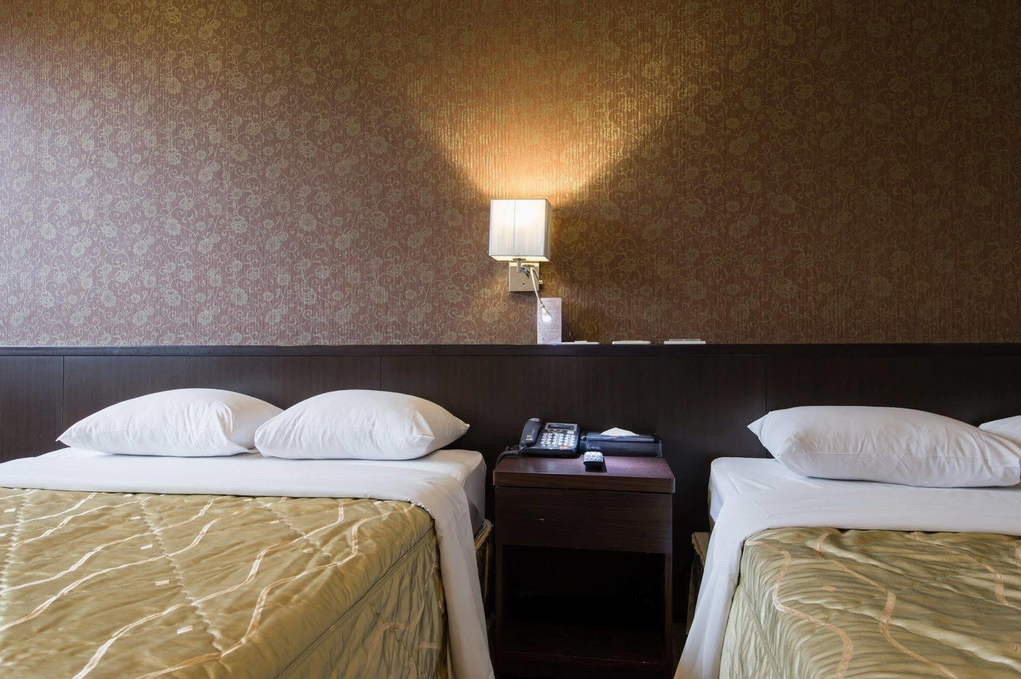 Atami Hotel Tajpej Kültér fotó